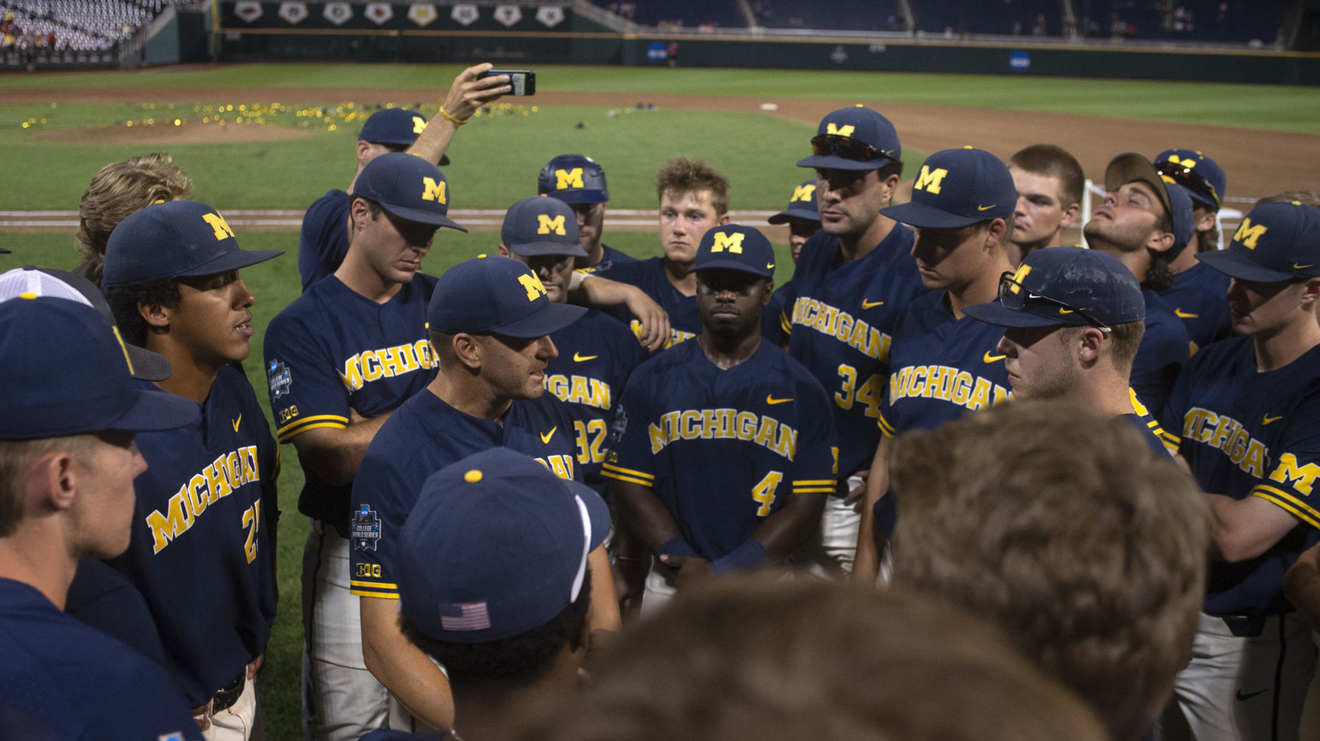 College World Series Championship, 6.26